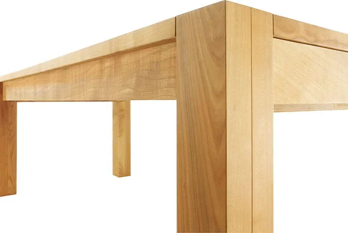 Stalo rėmo kaištinis sujungimas