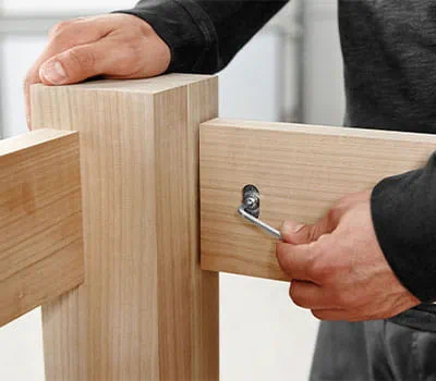 Priveržkite jungtį