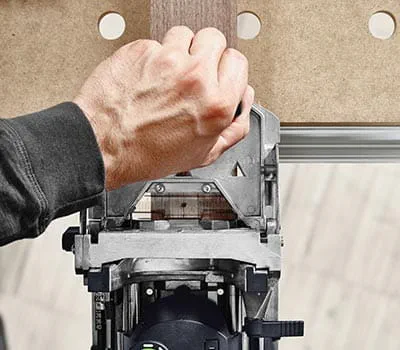 Antroji frezuojama anga nustatoma naudojant stabdiklį