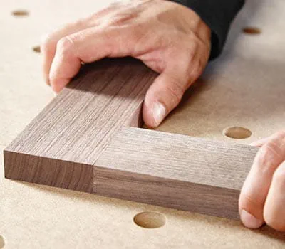 Rėmo skersinių klijavimas