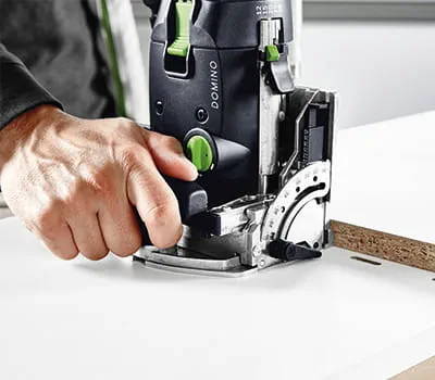 Pirmos kaiščio kiaurymės frezavimas