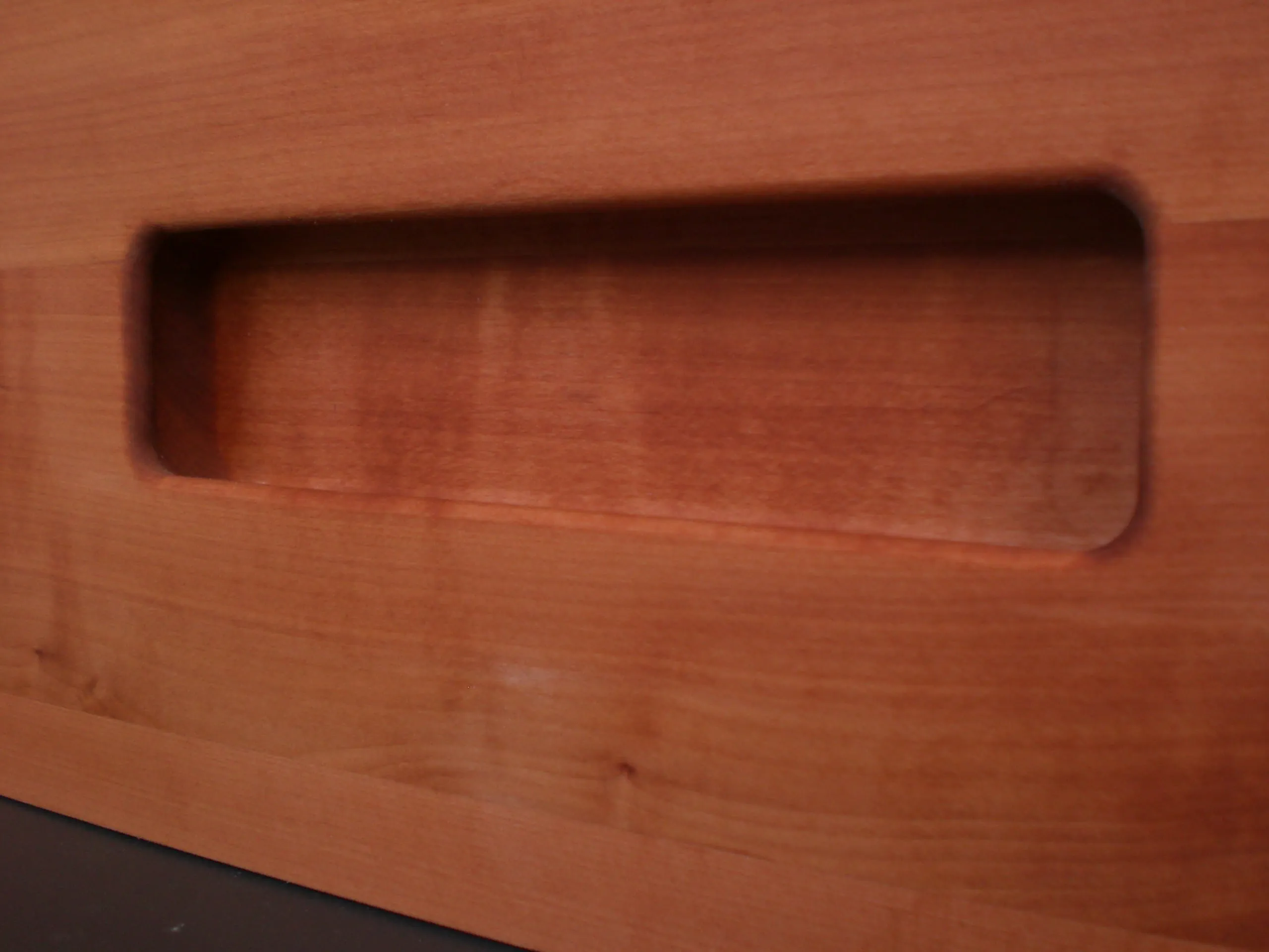 Stačiakampės įgilintos rankenos