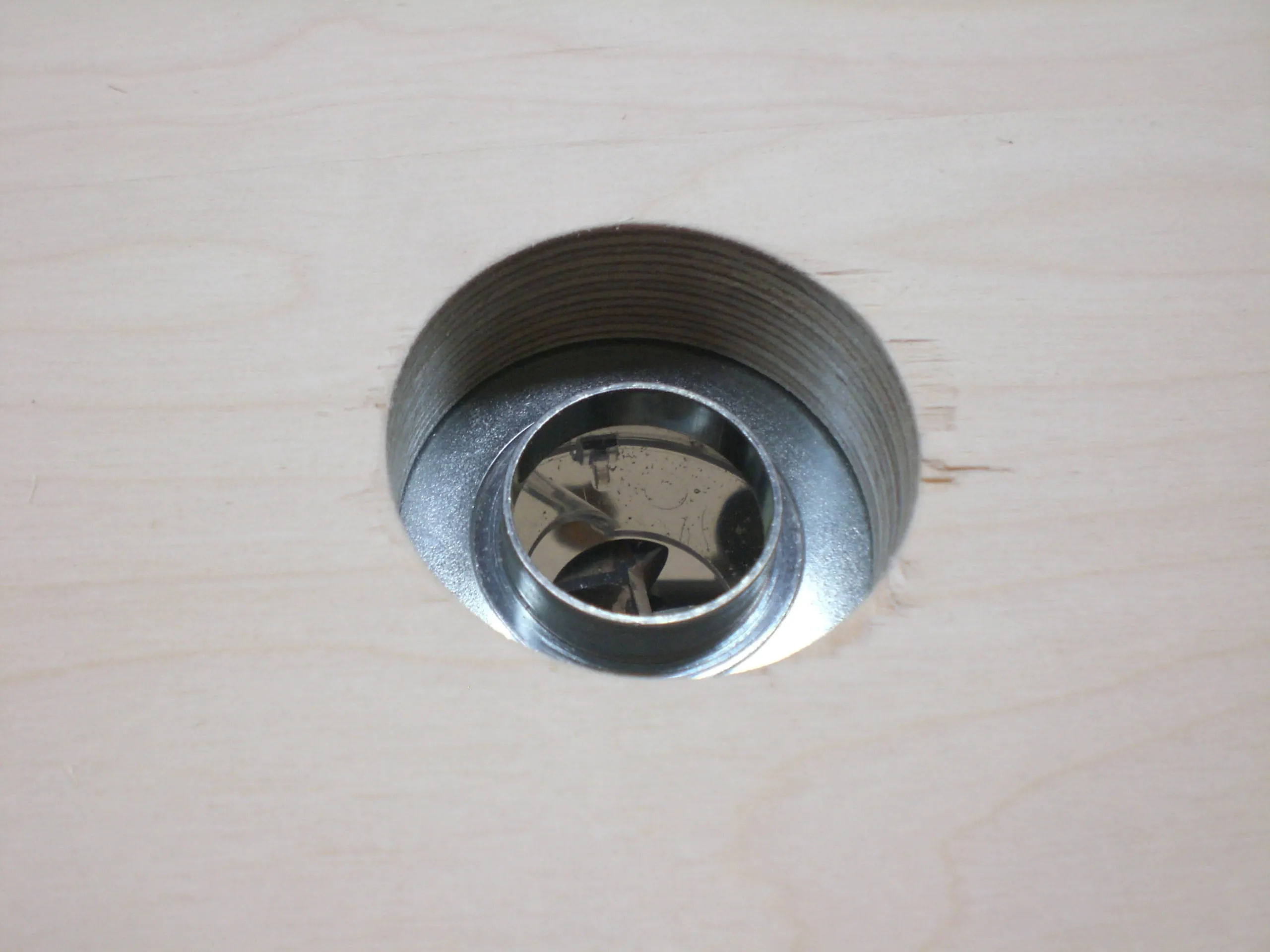 Vertikalaus frezerio centravimas