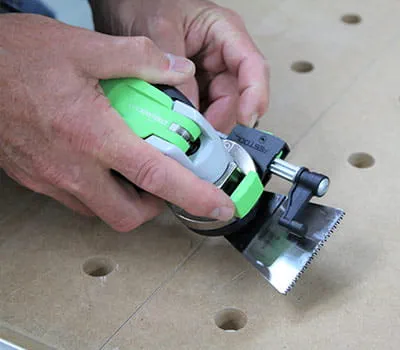 Pritvirtinkite gylio ribotuvą