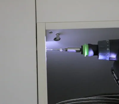 Apdailos juostos tvirtinimas