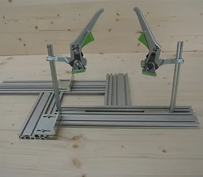 Kampinės atramos tvirtinimas