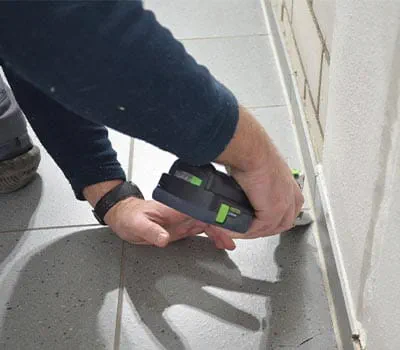 Silikoninio sandūrų užpildo šalinimas