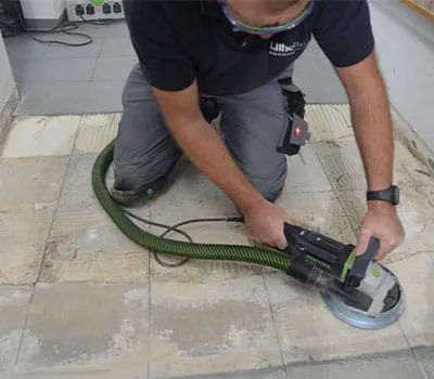 Plytelių klijų šalinimas