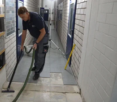 Dulkių ir neprikibusių gabalėlių nusiurbimas