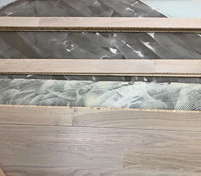 Einlegen der Holzdielen