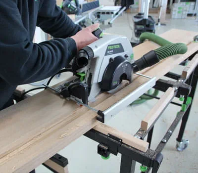 Laiptasijos apdirbimas aikštelės zonoje