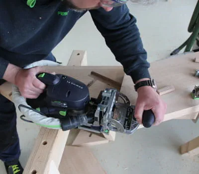 Šoninių sienelių sujungimas