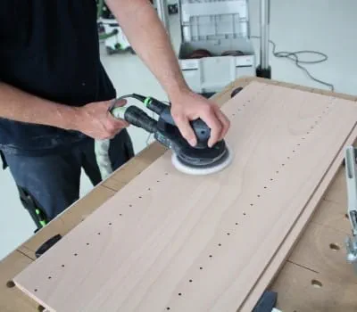 Korpuso dalių šlifavimas