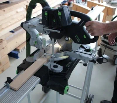 Priekinės, galinės ir šoninių dalių apipjovimas