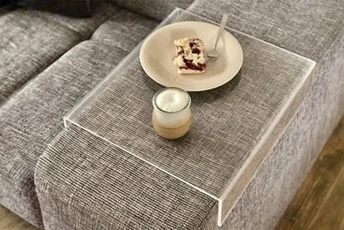Sofos padėklas iš organinio stiklo