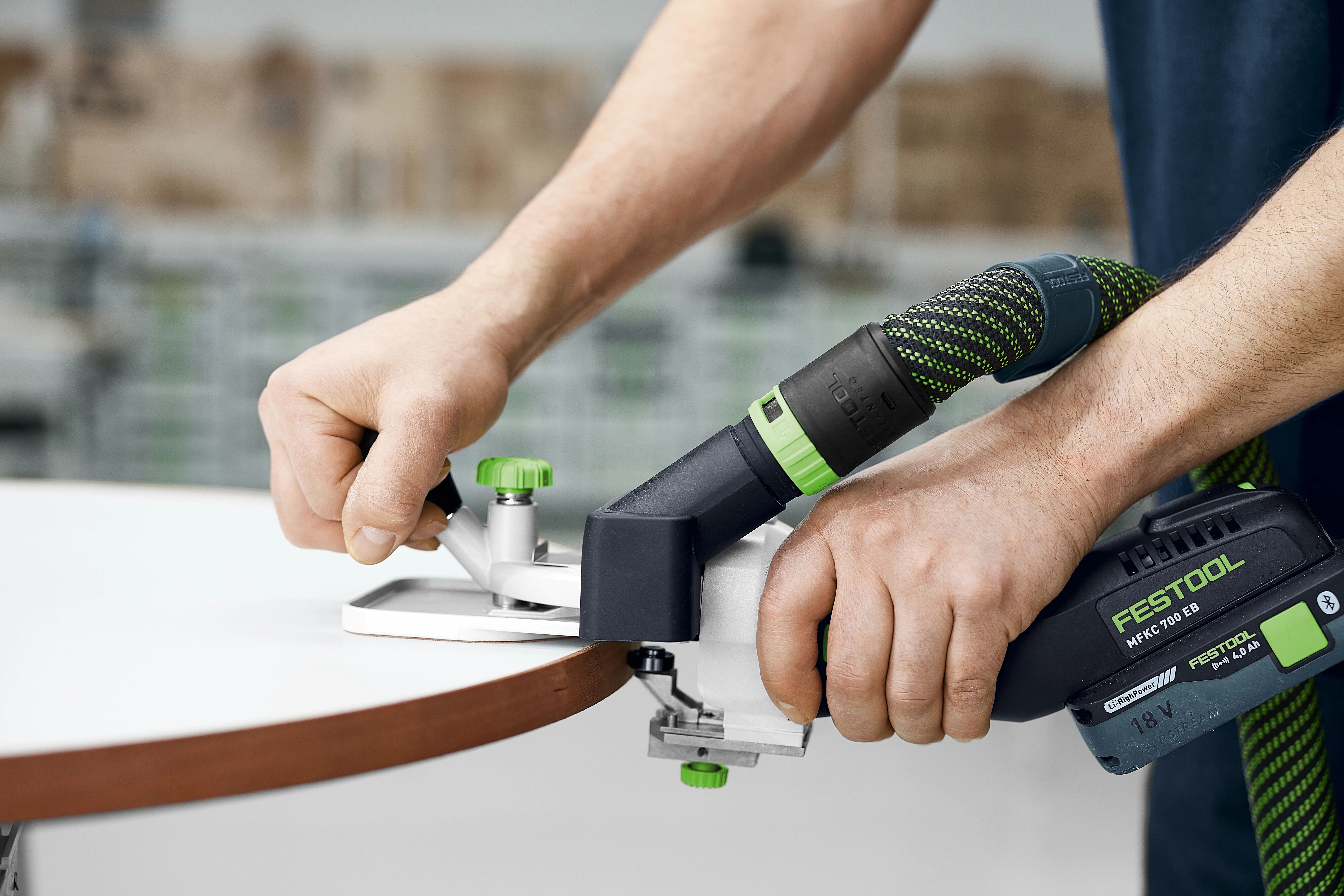 Festool akumuliatorinis kraštų frezeris MFKC 700