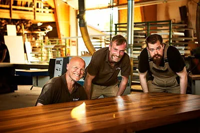 Visi džiaugiasi rezultatu.